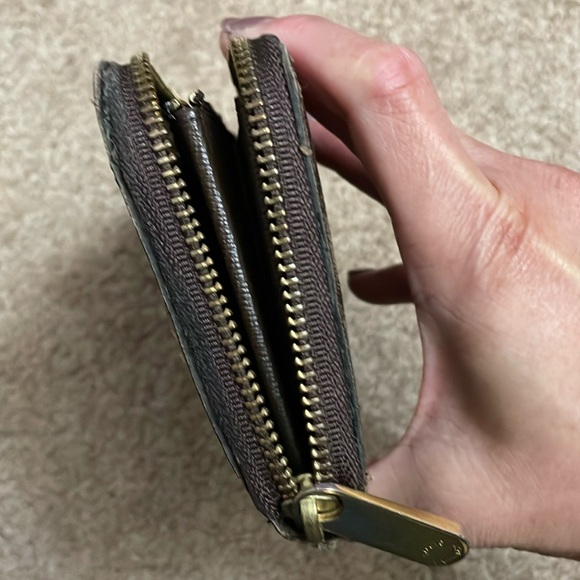 LOUIS VUITTON DAMIER EBENE ZIP AROUND WALLET - Picture 7 of 12